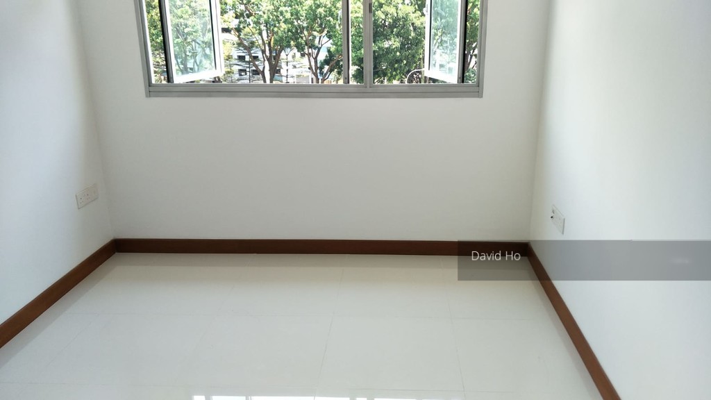 Bukit Batok East Avenue 6 thumbnail photo